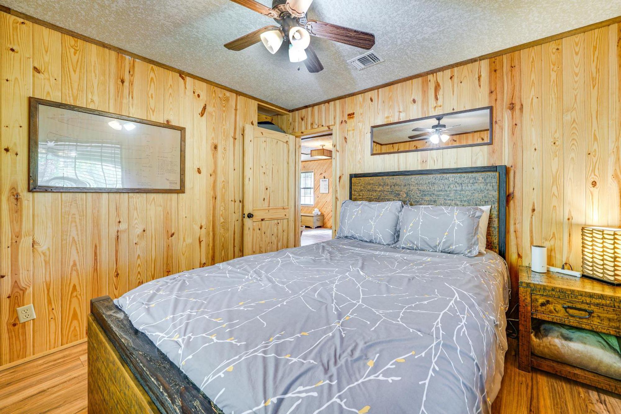 Broken Bow Cabin With Hot Tub And Game Room! Exterior photo