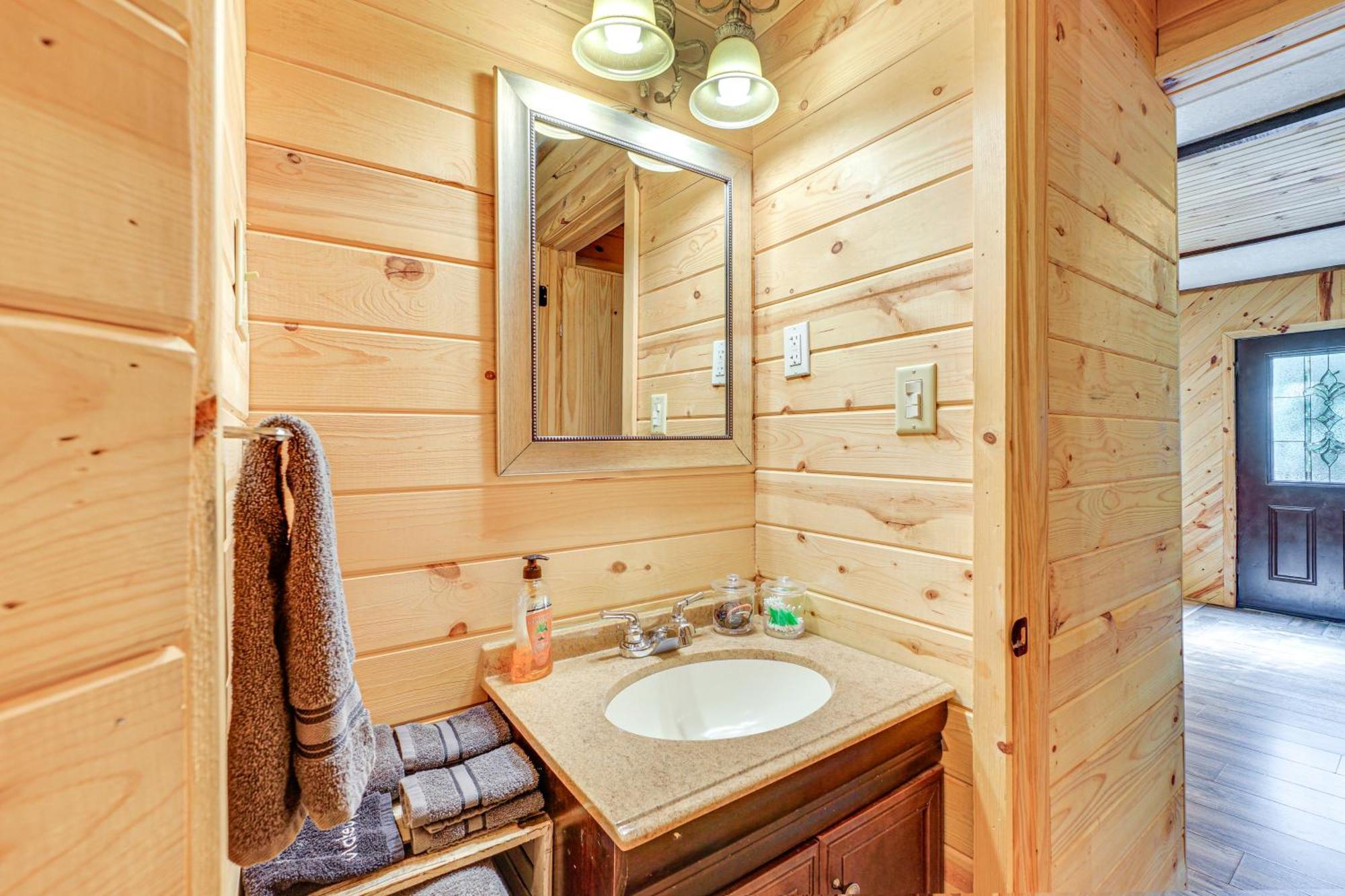 Broken Bow Cabin With Hot Tub And Game Room! Exterior photo