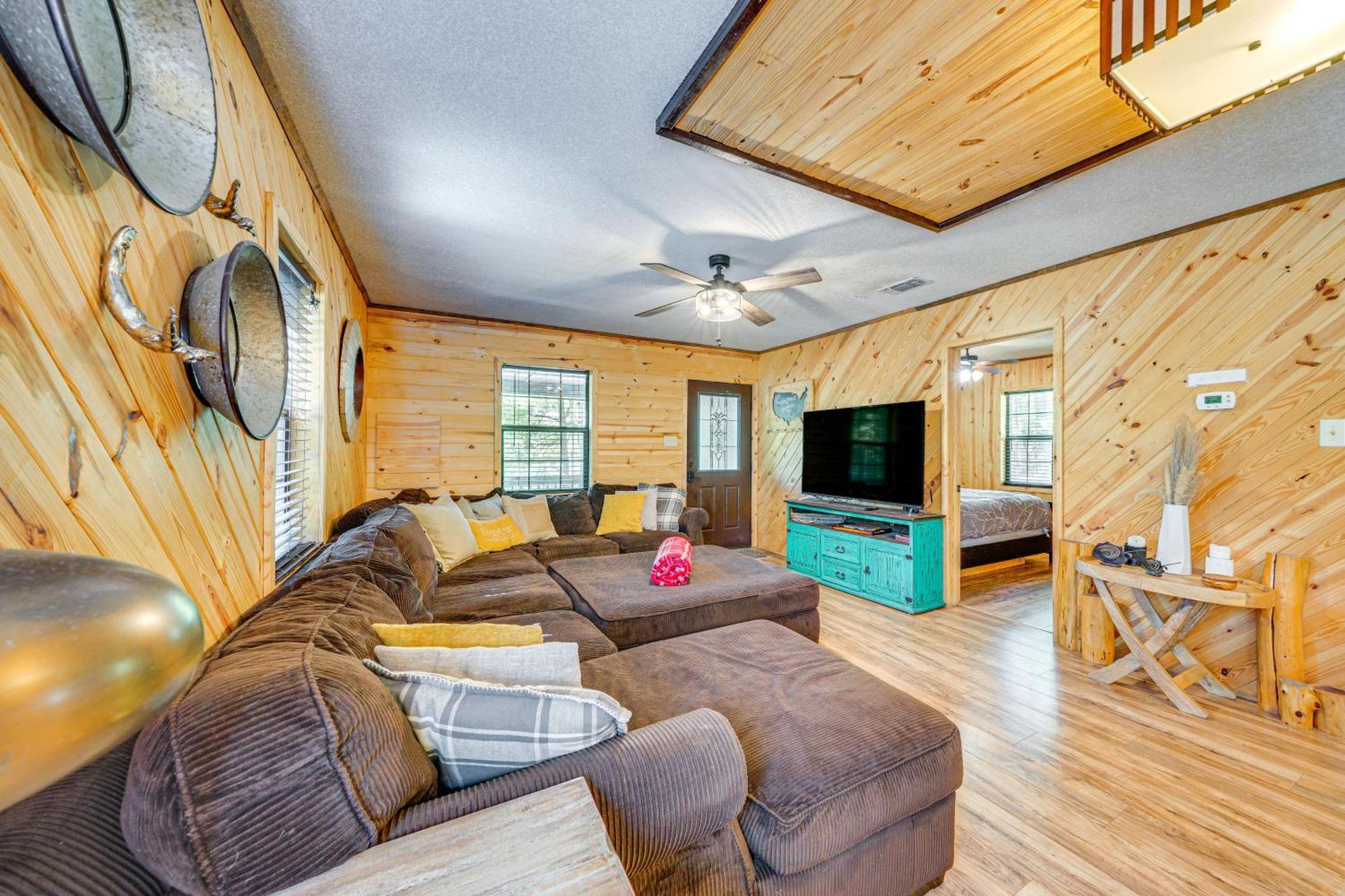Broken Bow Cabin With Hot Tub And Game Room! Exterior photo